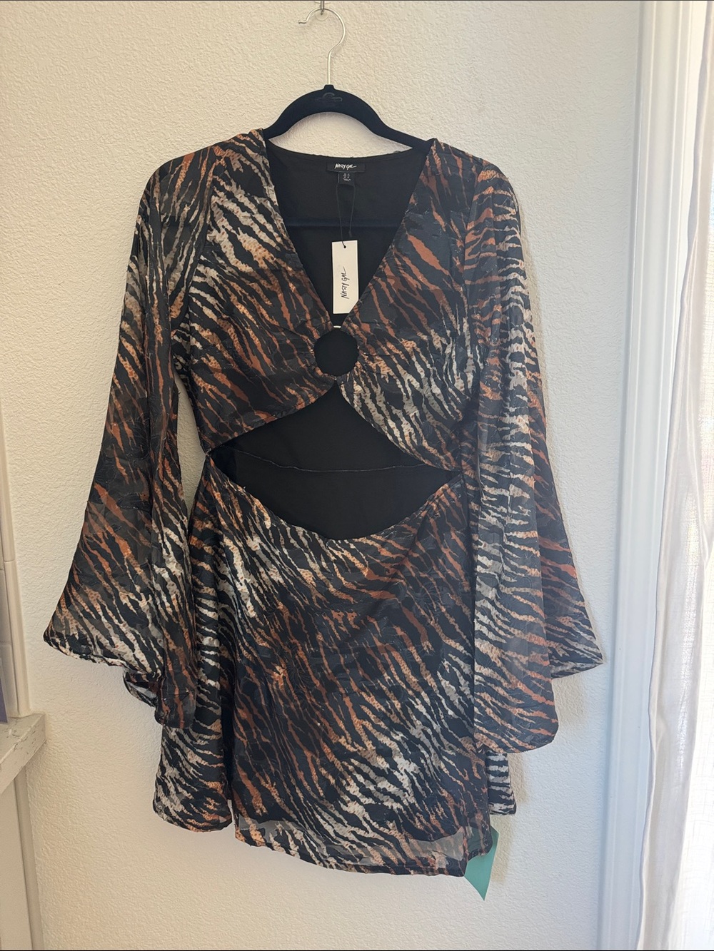 Nasty Gal Black Brown Cream Animal-Print Cutout Tunic